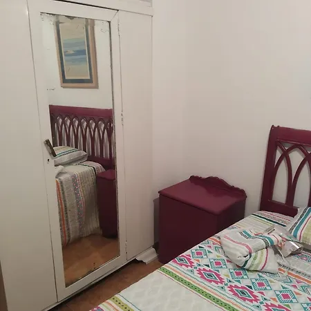 Δωμάτια σε οικογενειακή κατοικία Bienvenida